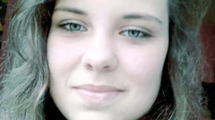 Mit diesem Foto fahndet Interpol nach der vermissten jetzt 16-jährigen Maria.