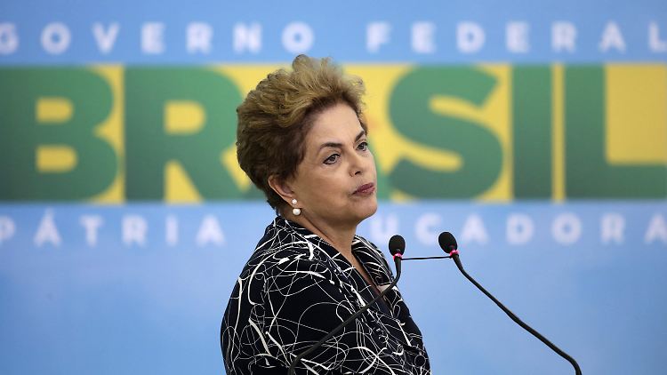 Gegen Dilma Rousseff wurde ein Amtsenthebungsverfahren eingeleitet.