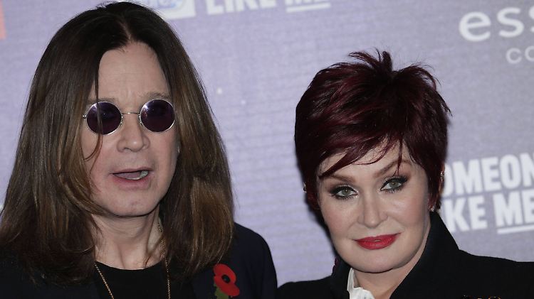 Stress bei den Osbournes: Ozzy soll Sharon untreu gewesen sein.
