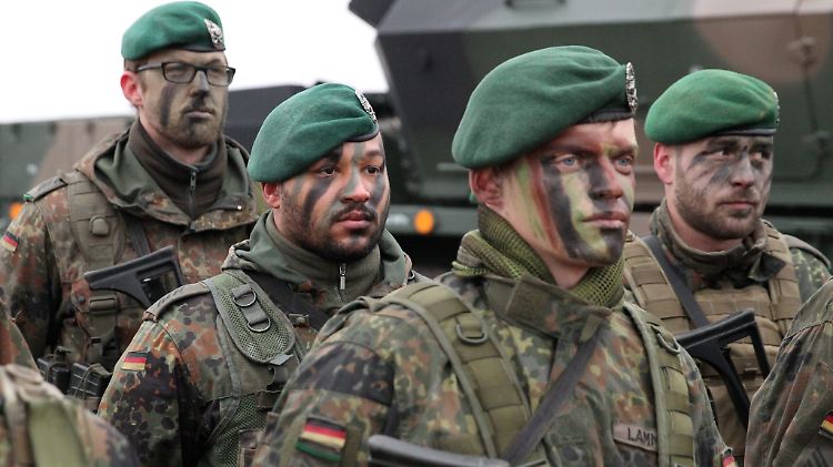 Die Truppe soll mehr Personal bekommen.