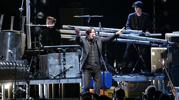 Bürgerschreck war gestern: Blixa Bargeld und die Einstürzenden Neubauten.
