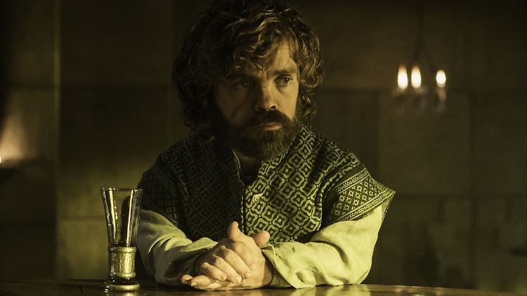 Kein "GOT"? Und jetzt? Jetzt lesen wir zur Abwechslung mal was über das Mittelalter. 