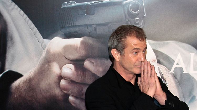 Über ihm braut sich Ungemach zusammen: Mel Gibson.