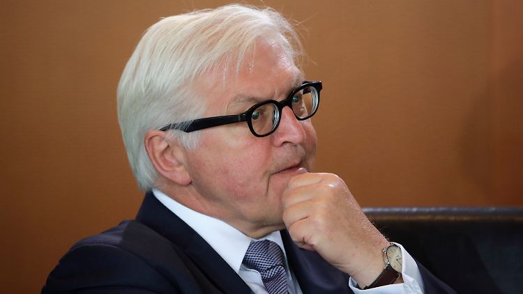 Bundesaußenminister Steinmeier ist sich nicht sicher, ob die EU zu einer einheitlichen Haltung gelangen kann.