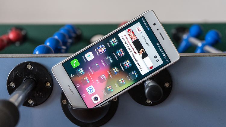 Das Huawei P9 Lite kostet weniger als 250 Euro, ist aber ein richtig gutes Smartphone.