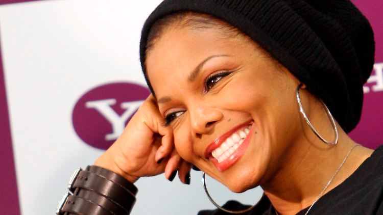 Mit 50 hat es dann doch noch geklappt. Janet Jackson dankt "Gott für diesen Segen".