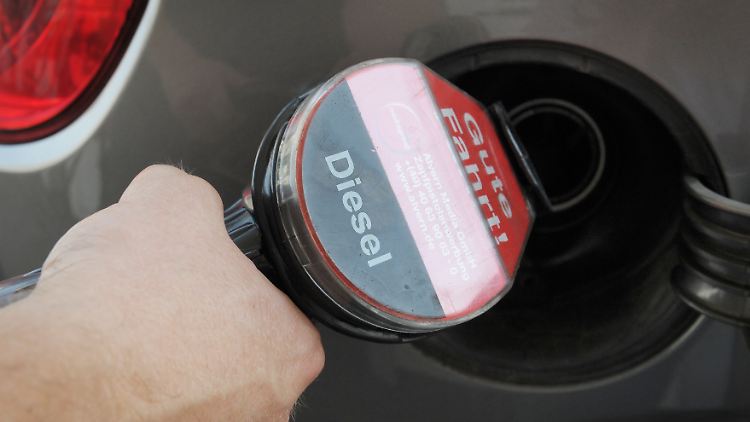 Wer viel fährt und die Umwelt schonen will, tankt Diesel. Aber ist das überhaupt noch richtig.