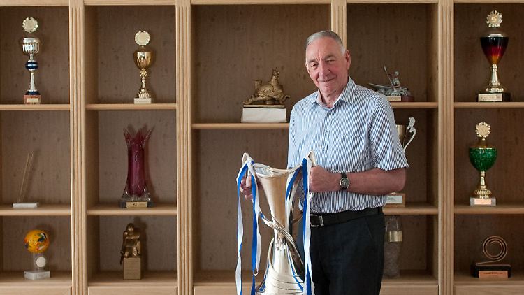 Schröder führte Potsdam unter anderem zum Champions-League-Titel: Nur einer von vielen Triumphen des Meistertrainers.