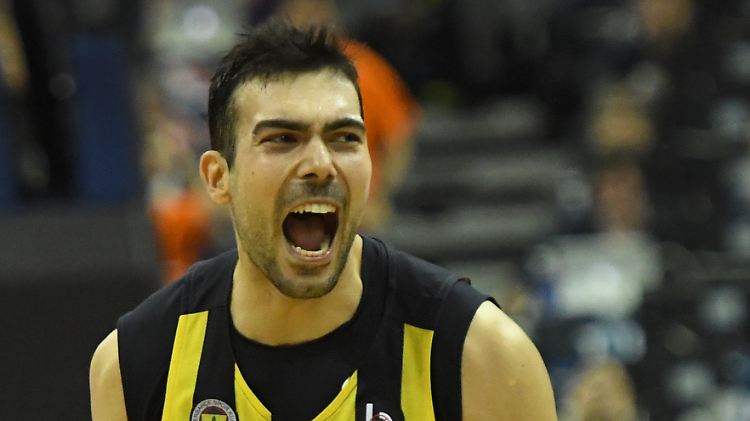 Kostas Sloukas von Fenerbahce Istanbul freut sich.