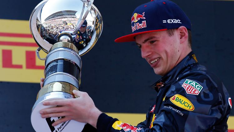 Fest steht: Max Verstappen wird seine Formel-1-Karriere nicht ohne Siegerpokal beenden müssen.