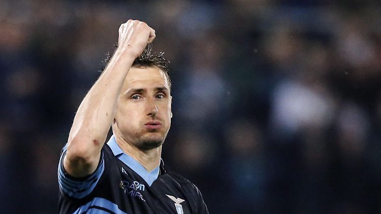 Klose trifft zum Abschied unspektakulär per Elfmeter.