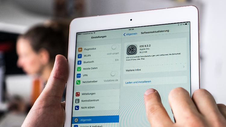 iPad-Pro-Besitzer sollten die Aktualisierung auf iOS 9.3.2 vorerst nicht antippen.