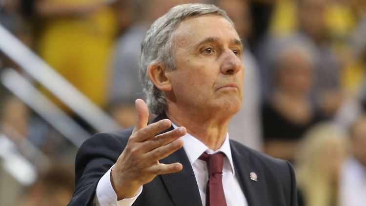 Bayern-Coach Svetislav Pesic fühlt sich und seine Mannschaft ungerecht behandellt.