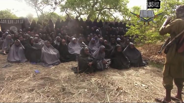 Ein Foto vom Mai 2014 zeigt die von Boko Haram entführten jungen Frauen.