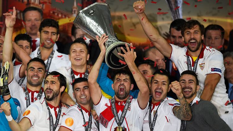 Die Spanier schrieben Geschichte: Die Europa League hat noch nie eine Mannschaft dreimal in Serie gewonnen.