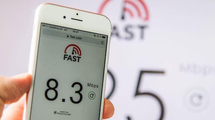 Fast.com funktioniert am PC und auf dem Handy. 