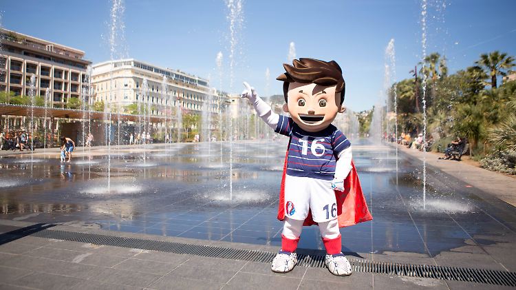 "Super Victor": Maskottchen und Dildo zugleich.