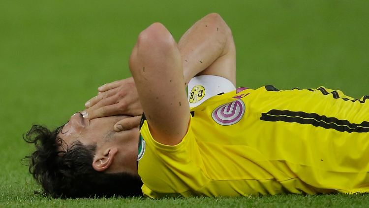 Mats Hummels stand unter besonderer Beobachtung. Nach 78 Minuten war seine letzte Schicht im Dortmunder Trikot frühzeitig beendet. 
