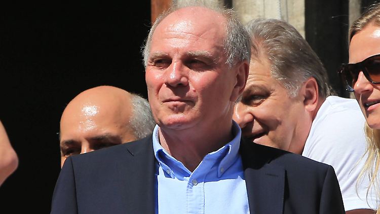 Uli Hoeneß kann bei den Bayern wieder alles werden. Aber will er das auch?