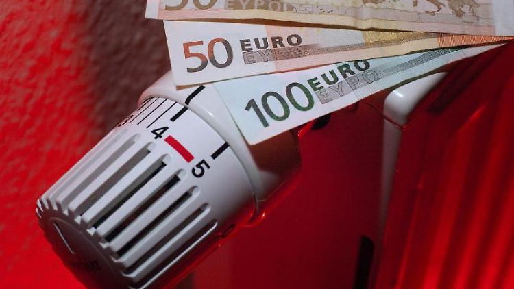 Die Heizölpreise haben in den letzten Wochen einen ungemein steilen Preisanstieg von gut 15 Prozent hingelegt.