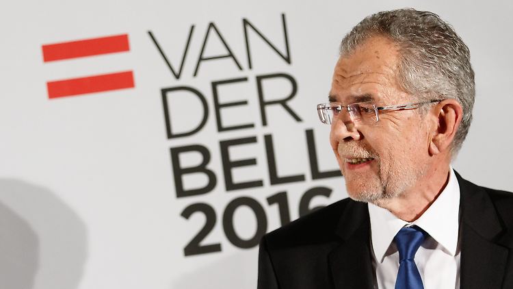 Van der Bellen siegt mit nur wenigen Tausend Stimmen Vorsprung.