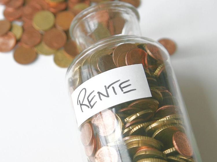 Wer innerhalb der 450-Euro-Grenze eines Mini-Jobs arbeitet, wird steuerlich nicht zusätzlich belastet.