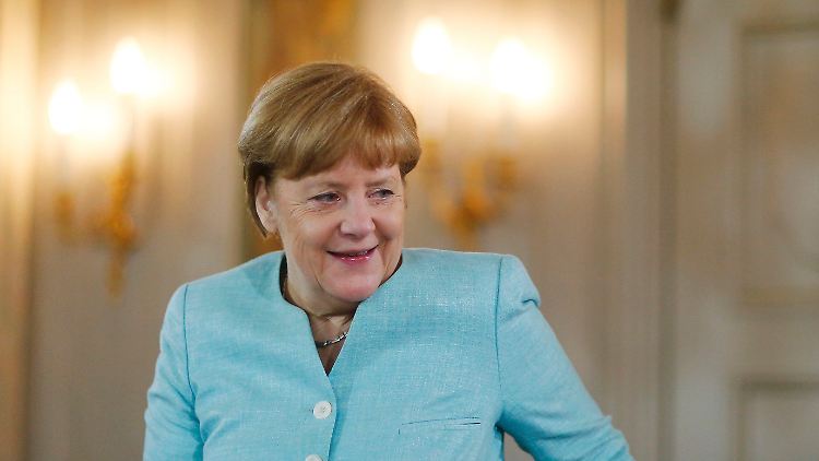Kanzlerin Merkel besteht darauf, dass die Türkei alle Forderungen des Flüchtlingsdeals erfüllt.