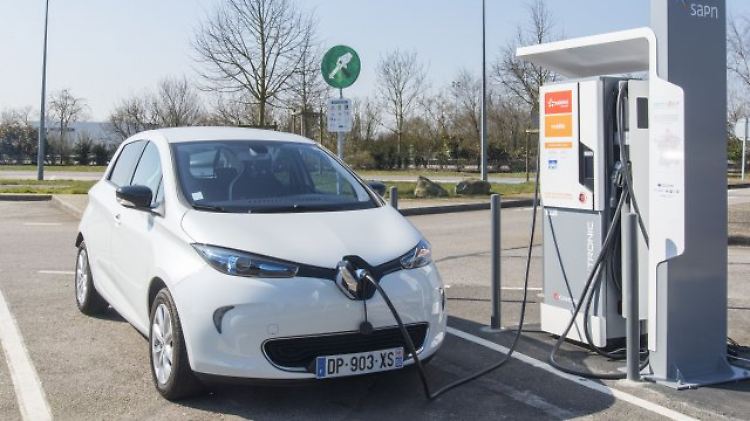 Der Renault Zoe ist das Elektroauto, das am häufigsten auf deutschen Straßen unterwegs ist - besonders auffällig ist er aber nicht.