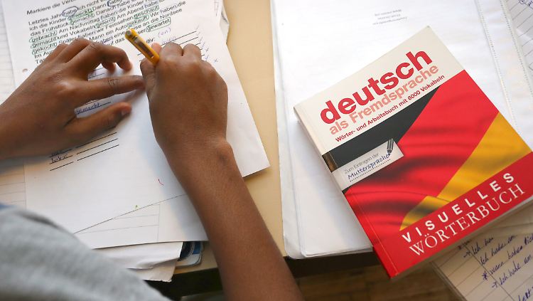Ein Problem des Integrationsgesetzes: Es fehlen Lehrkräfte für Sprach- und Orientierungskurse.