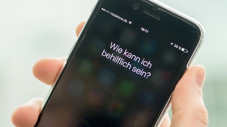 2011 war Siri eine kleine Sensation, jetzt ist sie in die Jahre gekommen und droht, den Anschluss zu verlieren.