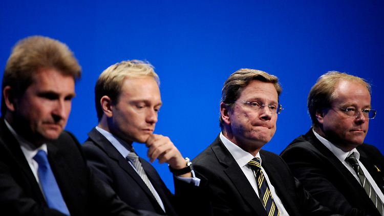 Liberaler Katzenjammer: die versammelte FDP-Spitze.