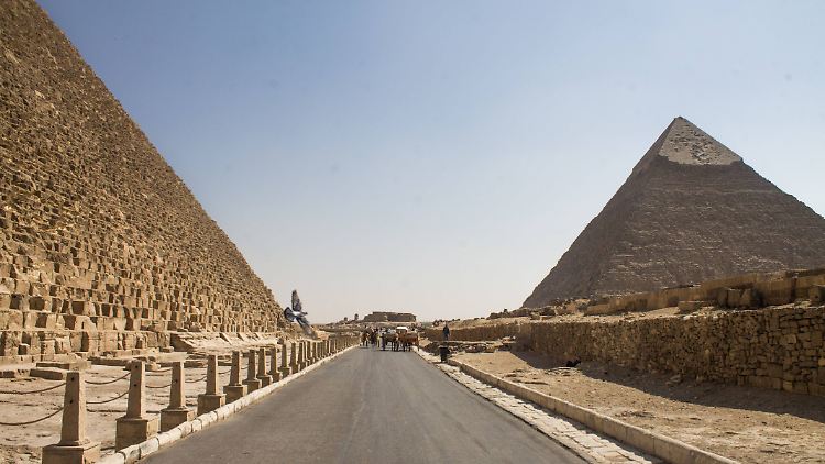 Die Touristenführer an den Pyramiden von Gizeh haben derzeit wenig zu tun.