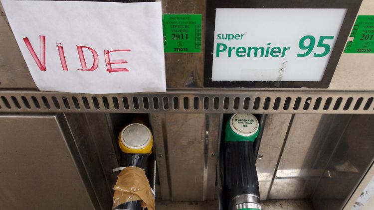 Vide (leer): Tankstelle in Porto Vecchio auf Korsika.