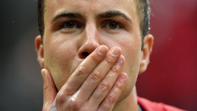 "Ich möchte damit nicht mehr konfrontiert werden und nicht mehr darüber reden", sagt Bundestrainer Joachim Löw über Mario Götze und seine Absichten beim FC Bayern.