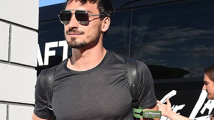 Mats Hummels bei seiner Ankunft in Ascona: Ins Manschaftstraining kehrt er vorerst nicht zurück.