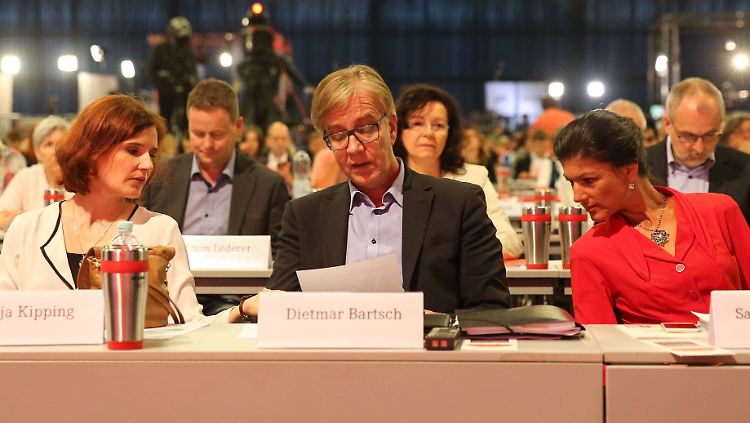 Parteitag in Magdeburg: Die Linken suchen nach einem Rezept, um Wähler zurückzugewinnen.