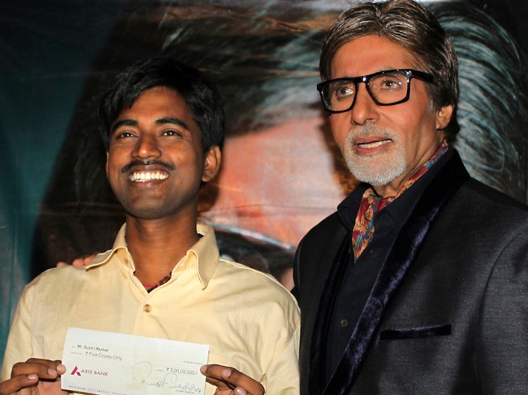 In Indien gewann Sushil Kumar (l.) umgerechnet eine Million Dollar in der von Bollywood-Star Amitabh Bachchan (r.) präsentierten Sendung.