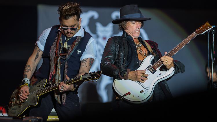 Da rocken sie selig vor sich hin: Johnny Depp (l.) und Joe Perry.