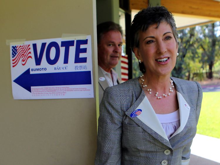 Carly Fiorina führte den IT-Konzern Hewlett-Packard. Sie stürzte nach einem rasanten Aufstieg ab und versucht nun ein Comeback in der Politik.
