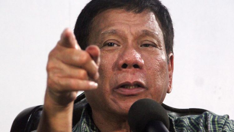 Scharfe Worte: Der Präsident der Philippinen, Rodrigo Duterte, droht Dealern mit Mord .