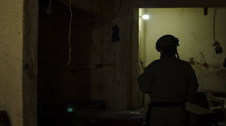 Gemeinsam mit dem kolumbianischen Militär entdeckte die Polizei von Bogotá bei einer Razzia drei Folterkammern.