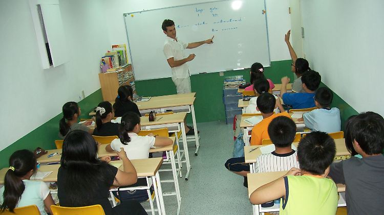 Nicht die kleine Schrift an der Tafel sorgt in Taiwan für eine schlechte Sehkraft.