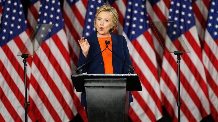 Clinton: Trump wolle mit den Verbündeten brechen und habe eine Faszination mit Diktatoren, die ein Psychiater erklären müsse.