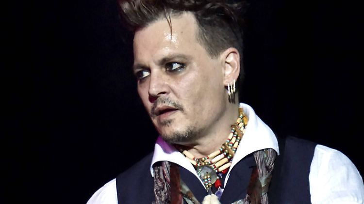 Johnny Depp ist aktuell mit seiner Band Hollywood Vampires auf Europa-Tour.