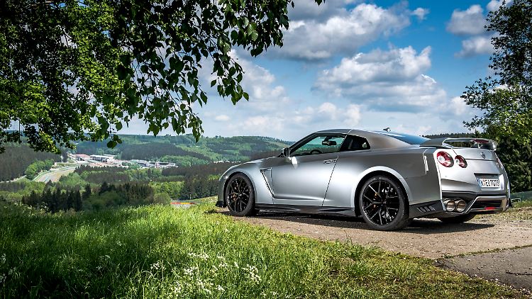 Optisch hat sich beim Nissan GT-R im Vergleich zum Vorgänger kaum etwas geändert.