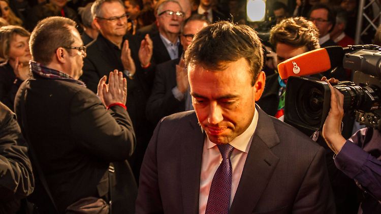 Nils Schmid zieht sich aus der ersten Reihe zurück und gibt sein Amt zum 