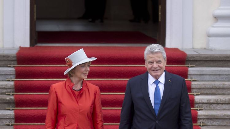 Erstes Paar im Staate - Präsident Gauck und seine Lebensgefährtin.