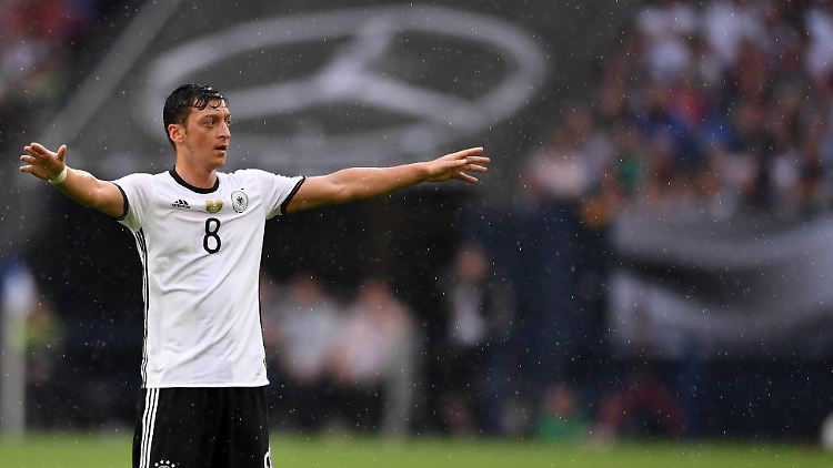 Deutscher Schlüsselspieler: Mesut Özil.