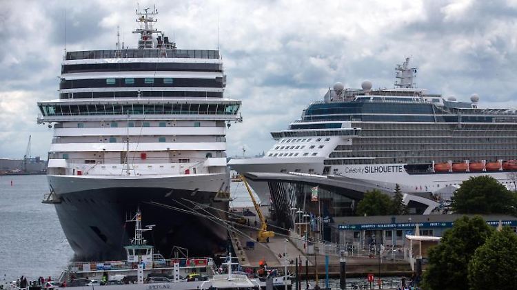 Fast zwei Millionen Deutsche machten 2015 Urlaub auf einem Kreuzfahrtschiff.