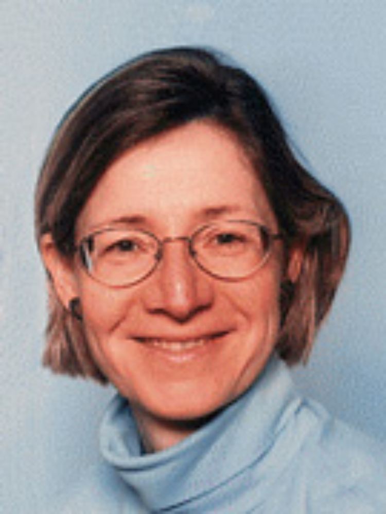 Eva Kimminich ist Professorin an der Universität Potsdam. Die Kulturwissenschaftlerin forscht unter anderem zu den Mechanismen bei Verschwörungstheorien.